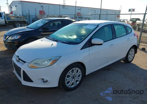 2012 Ford Focus Se z USA, uszkodzony, nr VIN 1FAHP3K26CL428856